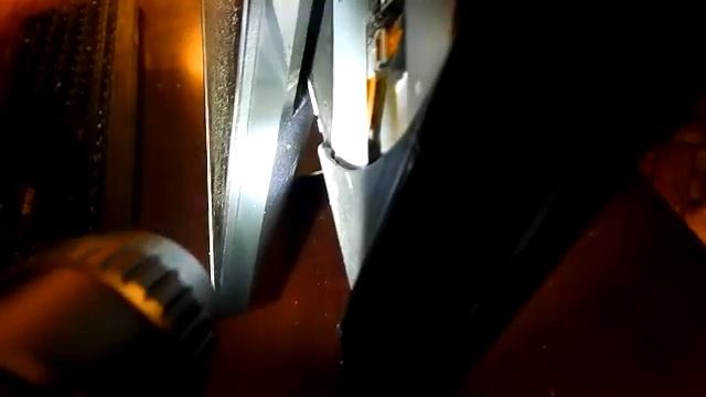 DVD Drive Ate My CD Disk! How To Get It Out? смотреть онлайн