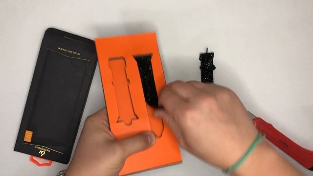 Відео огляд_ Ремінець для Apple Watch, супер модний fashion ремінець з блискітками чорний смотреть онлайн