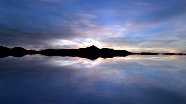 Windows Vista DreamScene [vid8989.mpg] смотреть онлайн