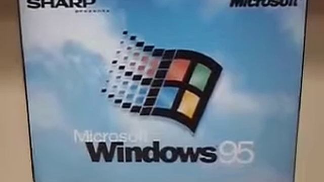 Windows 95 Boot Up in 40 Seconds! BEAT THAT! смотреть онлайн