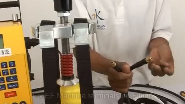 6. ELECTROFUSION of Saddle fitting Flexifit Tapping Tee with Top Loading Clamp смотреть онлайн