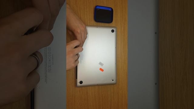 Easy to MacBook Pro 15" detect problem by looking on motherboard before micro element replacement смотреть онлайн