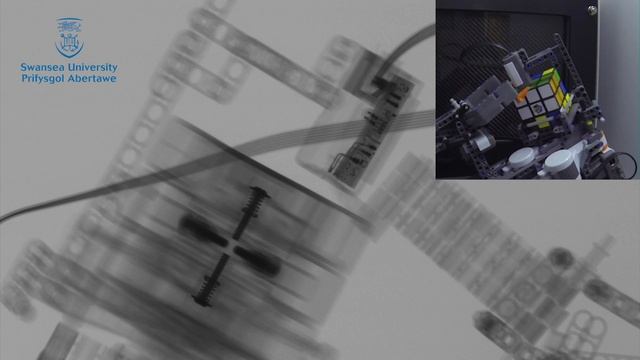 Live X-Ray View of Rubik's Cube Solver смотреть онлайн