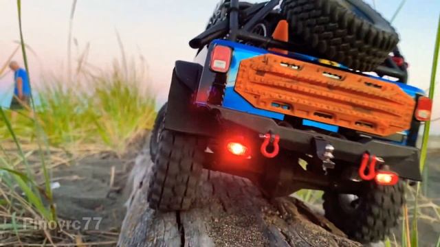SCX10 JEEP IN IOANA BEACH смотреть онлайн