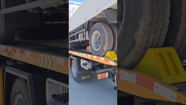 Isuzu Elf эвакуатор с брилем смотреть онлайн