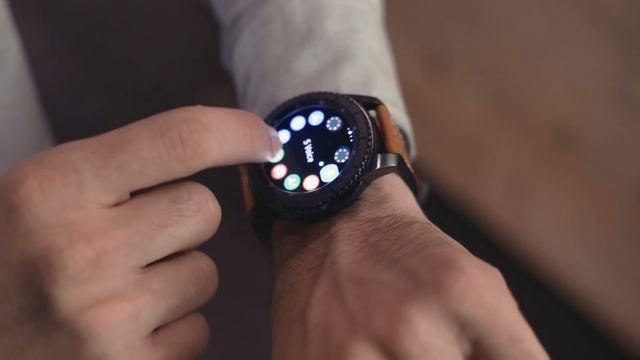 Samsung’s Gear S3 watch first look смотреть онлайн