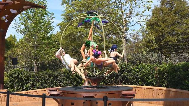 NEW Show At Epcot Is VERY Interesting.. Changes to Soarin Coming? смотреть онлайн