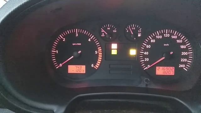 Seat Toledo 1.9TDI Cold start -12C смотреть онлайн