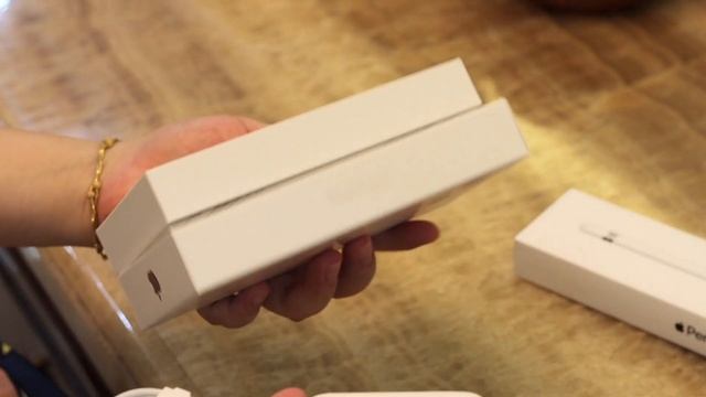 *开箱* iPhone 13& Apple pencil 1代 unboxing смотреть онлайн