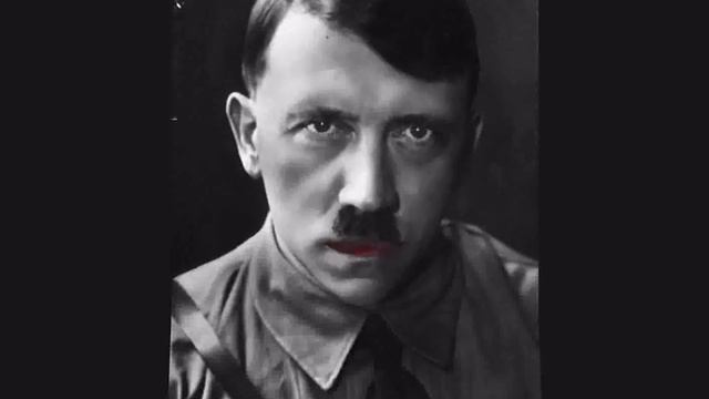 Hitler sings George Formby When I'm Cleaning Windows смотреть онлайн