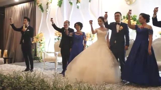 MC Wedding WiryaSamatha At Hotel Grand Paragon смотреть онлайн