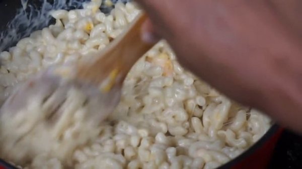 The most CHEESIEST Mac & Cheese| How to Make Mac and Cheese!