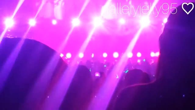 160417 B.A.P - Youngjae's Solo (Trey's Slow Motion) @ LOE 2016 in LA ♡ смотреть онлайн