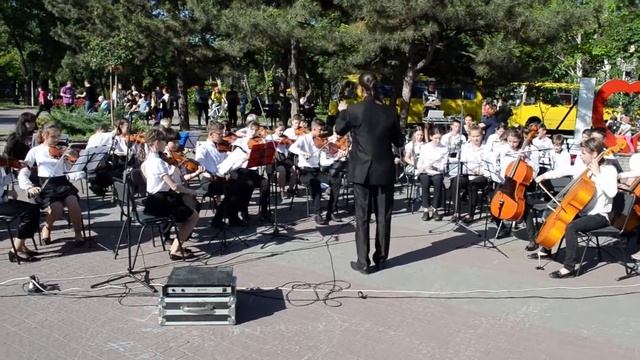 Выступление детского оркестра г Запорожье смотреть онлайн