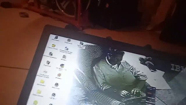 1998 IBM ThinkPad 770X Running Windows 98 First Edition (German) смотреть онлайн
