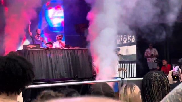 Get Low - Lil Jon live at the Jeffersonville Riverstage 2023 смотреть онлайн