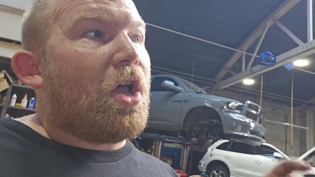 2005 Land Rover LR3 - Won't Shift Correctly And Won't Match On Dash When It Does смотреть онлайн