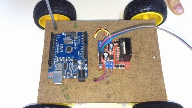 Bluetooth Kontrollü Araç Yapımı/Uzaktan Kumandalı Araba Yapımı/HC05/HC06 (Arduino )(4WD)(L298N) смотреть онлайн