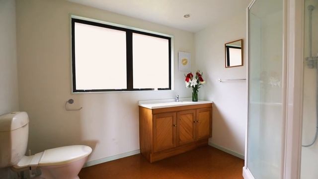 62B McRobbie Road, Kingseat смотреть онлайн