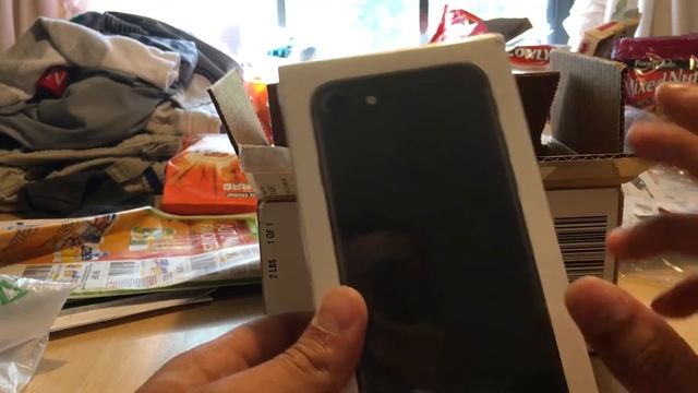 iPhone 7 Black 32gb unboxing смотреть онлайн