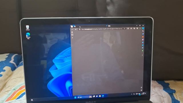 ?????can run windows 11 pro on Macbook air m1 สามารถลงวินโดสว์11pro ในmacbook air m1??? смотреть онлайн