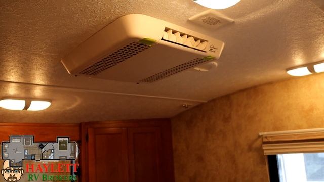 (Sold) 2010 Montana 326RLT Triple Slide Fifth Wheel with Bigfoot Leveling System смотреть онлайн