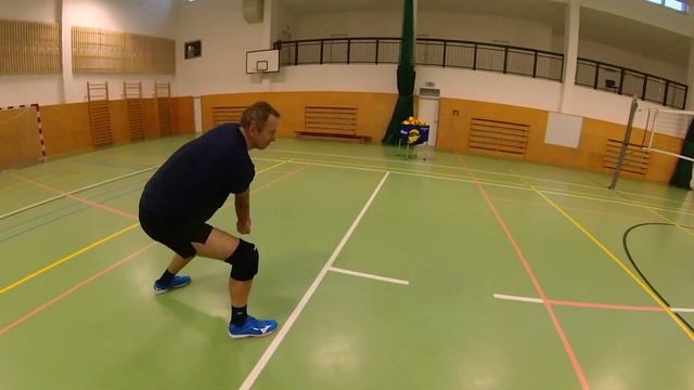 How to Pass in Volleyball | 26 Tips and Exercises to Master Your Bump смотреть онлайн
