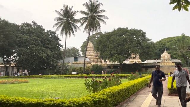 Visited Bangalore Fort, Tipu Sultan Summer Palace,Vidhana Soudha IN Bangalore City смотреть онлайн