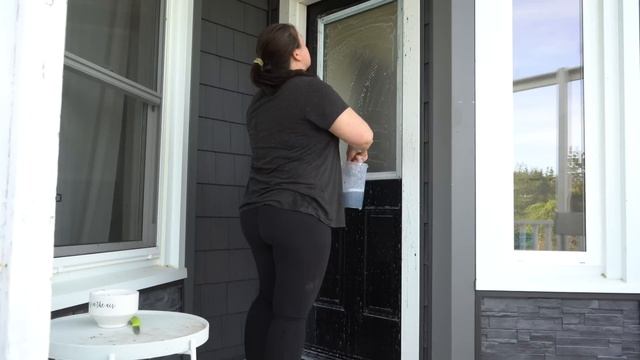 Luckily I didn't light my hair on fire! (exterior home makeover) смотреть онлайн