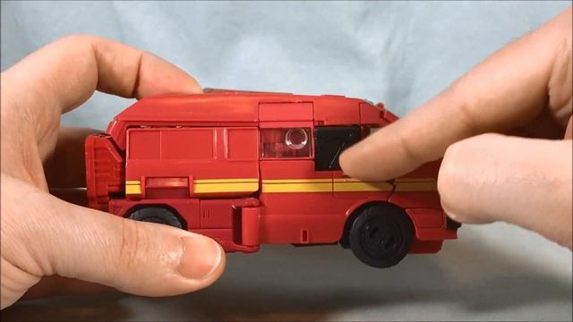 Transformers Earthrise Amazon Exclusive Deluxe Class Prowl & Ironhide Review смотреть онлайн