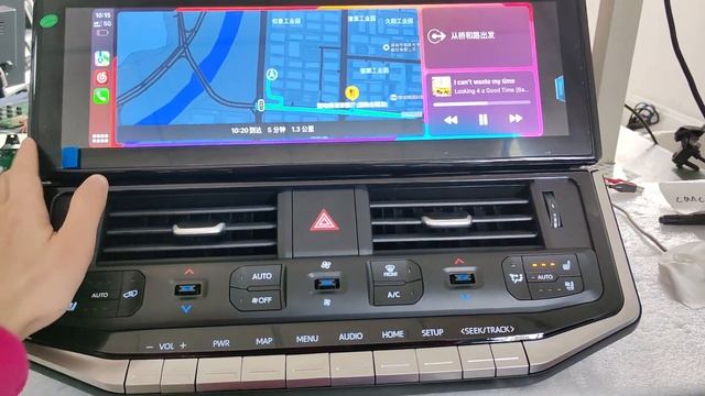 16 inch Toyota Landcruiser LC200 2008~2021 Upgrade to LC300 2022 with wireless carplay смотреть онлайн