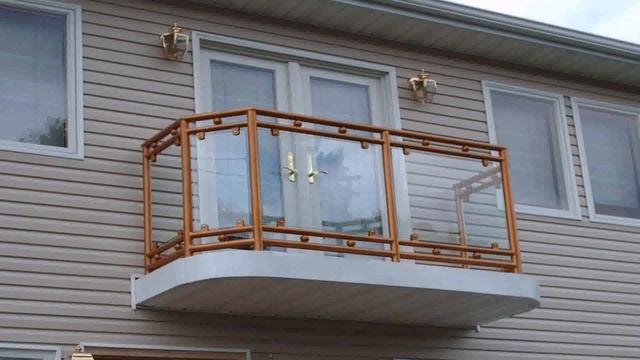 Balcony Designs With Glass смотреть онлайн