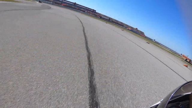 2006 Suzuki GSXR 600 | Top Speed | Track Day смотреть онлайн