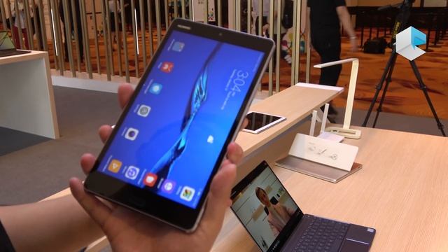 Huawei Mediapad M3 8 Lite and Mediapad M3 10 Lite tablets смотреть онлайн