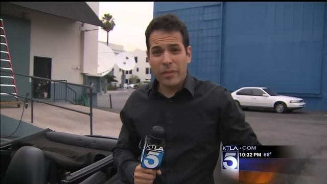 iTunes Hacked (KTLA-TV) смотреть онлайн