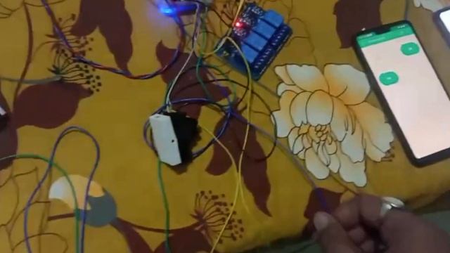 Home Automation using Blynk & NodeMcu in Arduino IDE with live feedback of manual switch смотреть онлайн