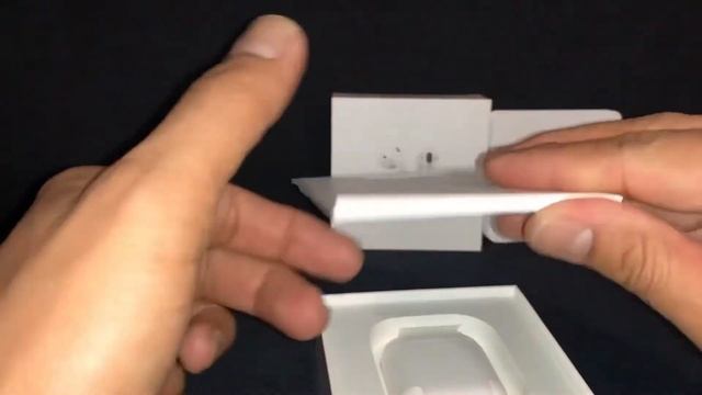 Unboxing Apple’s 2nd Generation AirPods with Wireless Charging Case смотреть онлайн