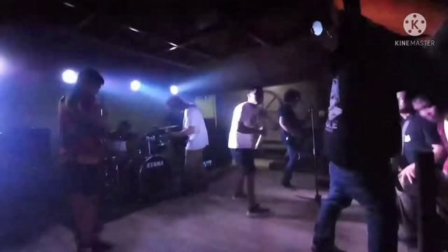 REINVENTING YOUR EXIT (cover) Ashes Of maria @Bobs minimart Maco De Oro смотреть онлайн