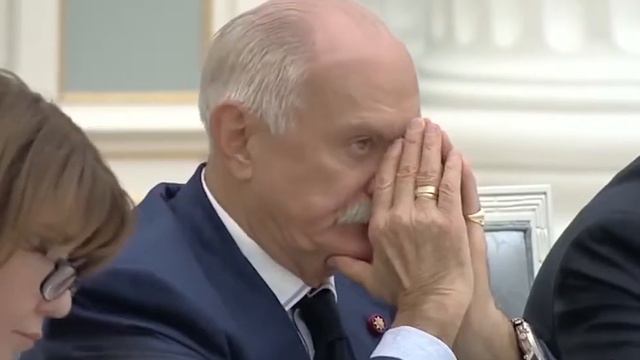 Медведев сорвал заседание 2016 смотреть онлайн