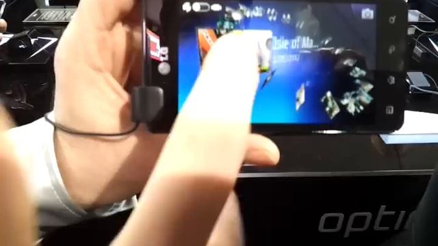 2012 MWC - LG 3D mobile phone.mp4 смотреть онлайн