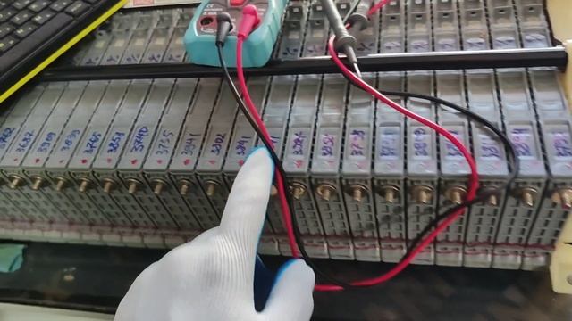 TOYOTA Voxy hybrid ошибка P0A80 ремонт батареи 89241707815 смотреть онлайн