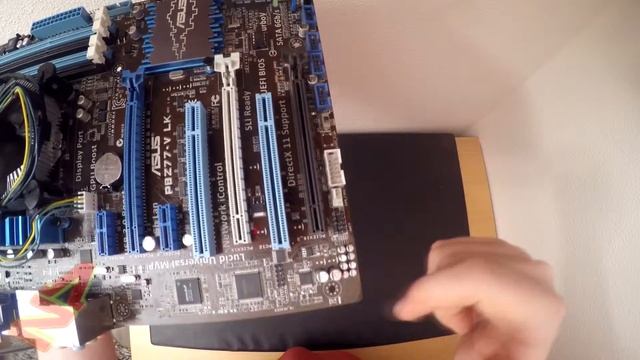 ASUS P8Z77 V LK Overview LGA 1155 Mainboard Übersicht was es Alles bieten Deutsch/German by AZ3ROX смотреть онлайн