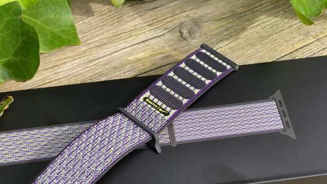 Desert Sand/Volt Nike Sport Loop - Apple Watch Band смотреть онлайн