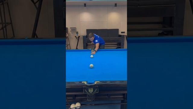 Удар накатом в бильярде смотреть онлайн