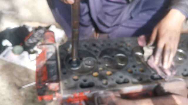 perkins 6 cylinder engine head valve grinding How to head valve grinding Perkins generator head val смотреть онлайн