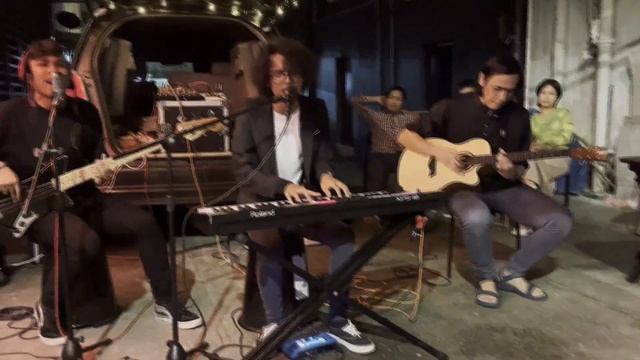 Outro - Scarlett [Live] (Kumandang Zine Lepak Akustik Siri 02) смотреть онлайн