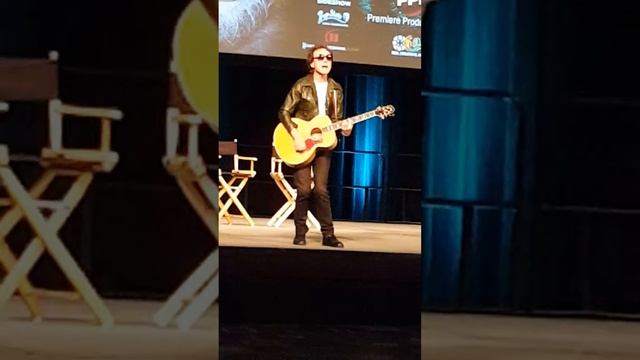 g tom mac when your strange live @ monsterpalooza смотреть онлайн