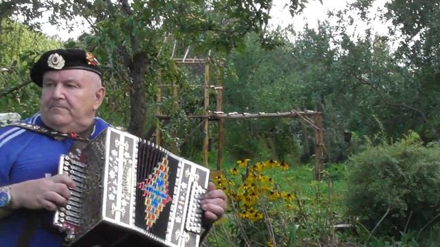 \вологда\на природе на нижегородской гармони от самородка самоучки играющ исключит только на слух\ смотреть онлайн