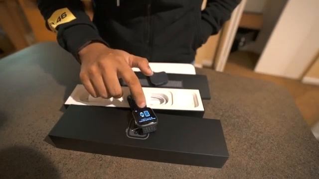 APPLE WATCH SERIES 4 NIKE PLUS UNBOXING! Exploring!! смотреть онлайн