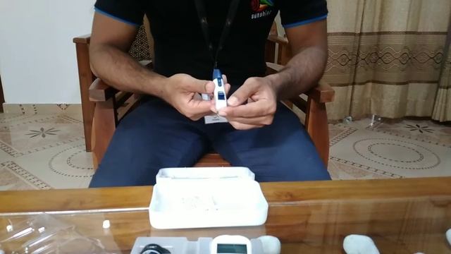 How to use one touch select simple glucometer- how to operate a lancet device смотреть онлайн